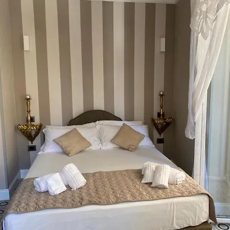 The World Holiday home *