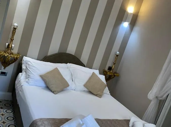 度假居 The World 特罗佩阿